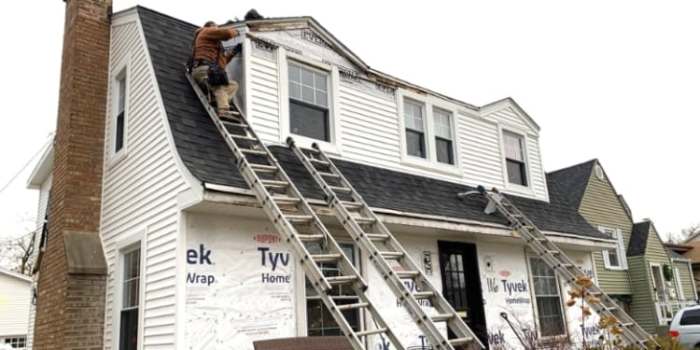 5 Reasons Why You Should Choose a Local Siding Contractor