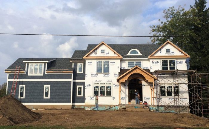 How To Estimate the Cost of New Vinyl Siding
