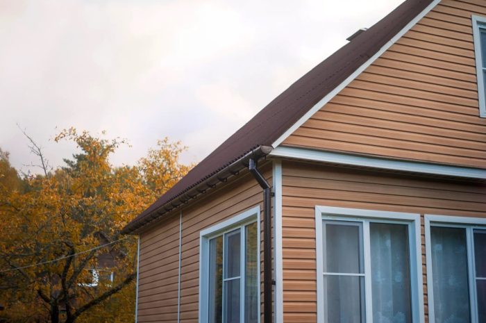 How Much Does Vinyl Siding Cost? (2023 Data) How Much Does Vinyl Siding Cost? (2023 Data)